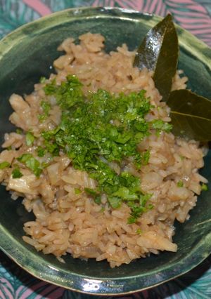 Una foto de Arroz con col