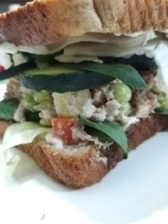 Una foto de Sándwich súper duper light