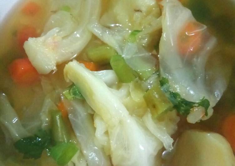 Sayur SOP bening tanpa ayam