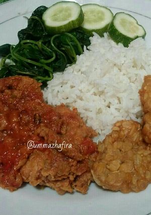 Foto resep Ayam geprek lalab bayam