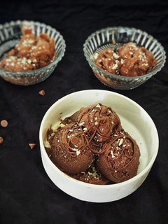 சாக்லேட் ஐஸ் கிரீம் for kids(chocolate icecream recipe in tamil) செய்முறை முக்கிய புகைப்படம்