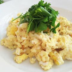 A picture of Sunday scramble egg.