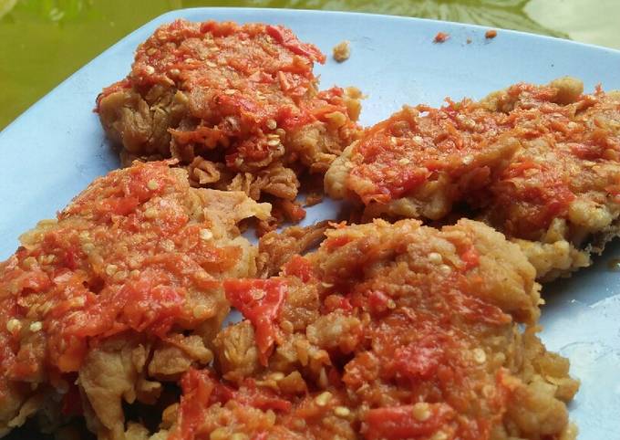 Ayam Geprek Sambal Mercon