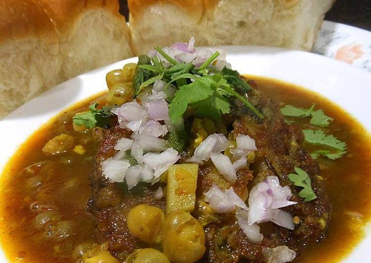 Simple Way to Make Any-night-of-the-week Ragda Patties