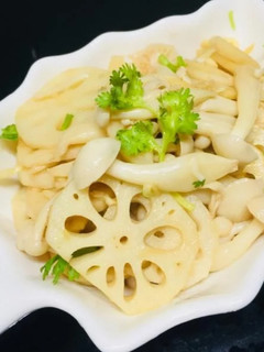 涼拌蓮藕雪白菇 的食譜成品照片