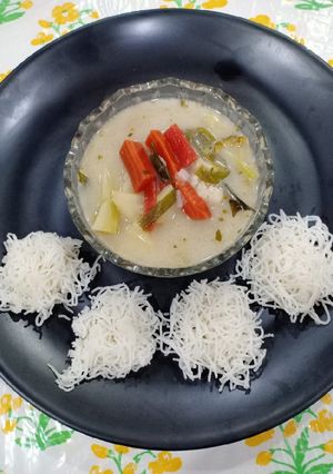 A picture of Idiyappam and Veg Stew.