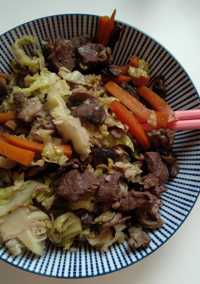 Una foto de Ternera con verduras