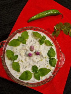 عکسی از دستور ماست و خیار شیرازی
