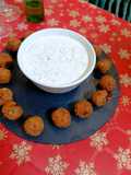 Bolas de Pollo al Curry con Raita, fácil y exótico
