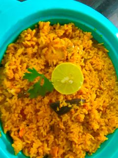 குழந்தைகள் விரும்பும் சிக்கன் பிரியாணி* (Chicken biryani recipe in tamil) செய்முறை முக்கிய புகைப்படம்