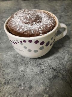 Una foto de Bizcocho de chocolate en taza (microondas)
