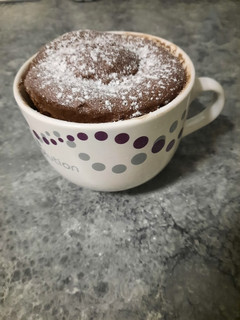 Una foto de Bizcocho de chocolate en taza (microondas)