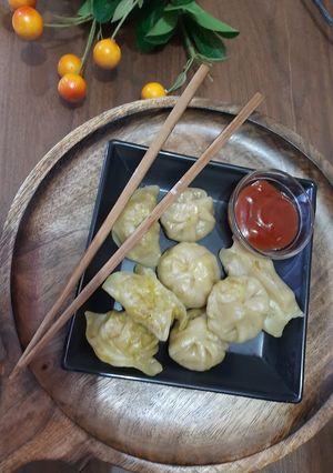 वेज मोमोज (veg momos recipe in hindi) रेसिपी मुख्य फोटो