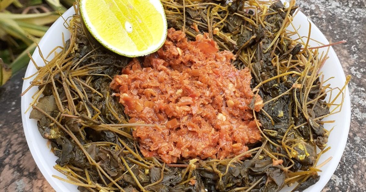 Semanggi sambal serai khas banyuwangi