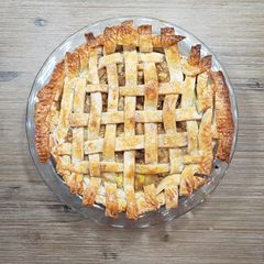 A picture of Apple pie 🥧.