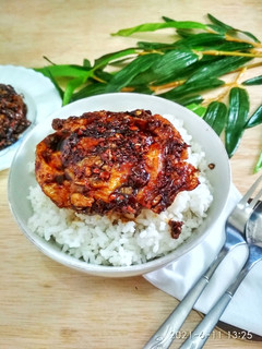 Foto resep Telor Ceplok Pontianak Pedas