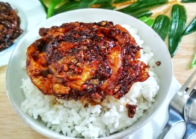 Telor Ceplok Pontianak Pedas