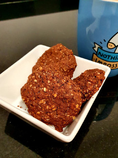 Una foto de Galletas de chocolate y jengibre súper mega fáciles