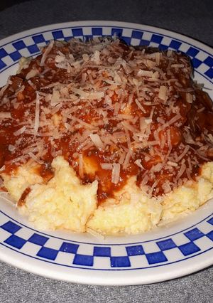 Una foto de 🌽 Polenta Cremosa Súper Deliciosa 🤤