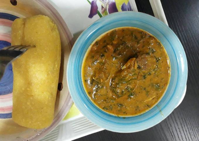 Ogbono soup with garri