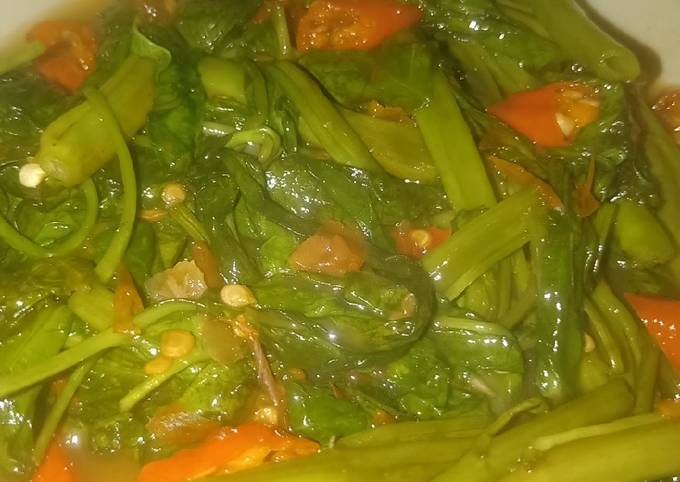 Langkah Mudah untuk Membuat Tumis Kangkung sambal Terasi, Enak