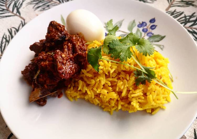 Steps to Make Award-winning Tumeric Rice with spices