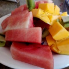 A picture of Mixed fruits.