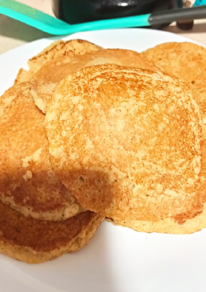 Una foto de Tortitas de manzana y avena