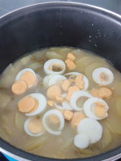 Una foto de Patatas en salsa verde sin pescado