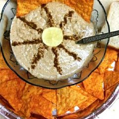 A picture of Tahini Sauce.