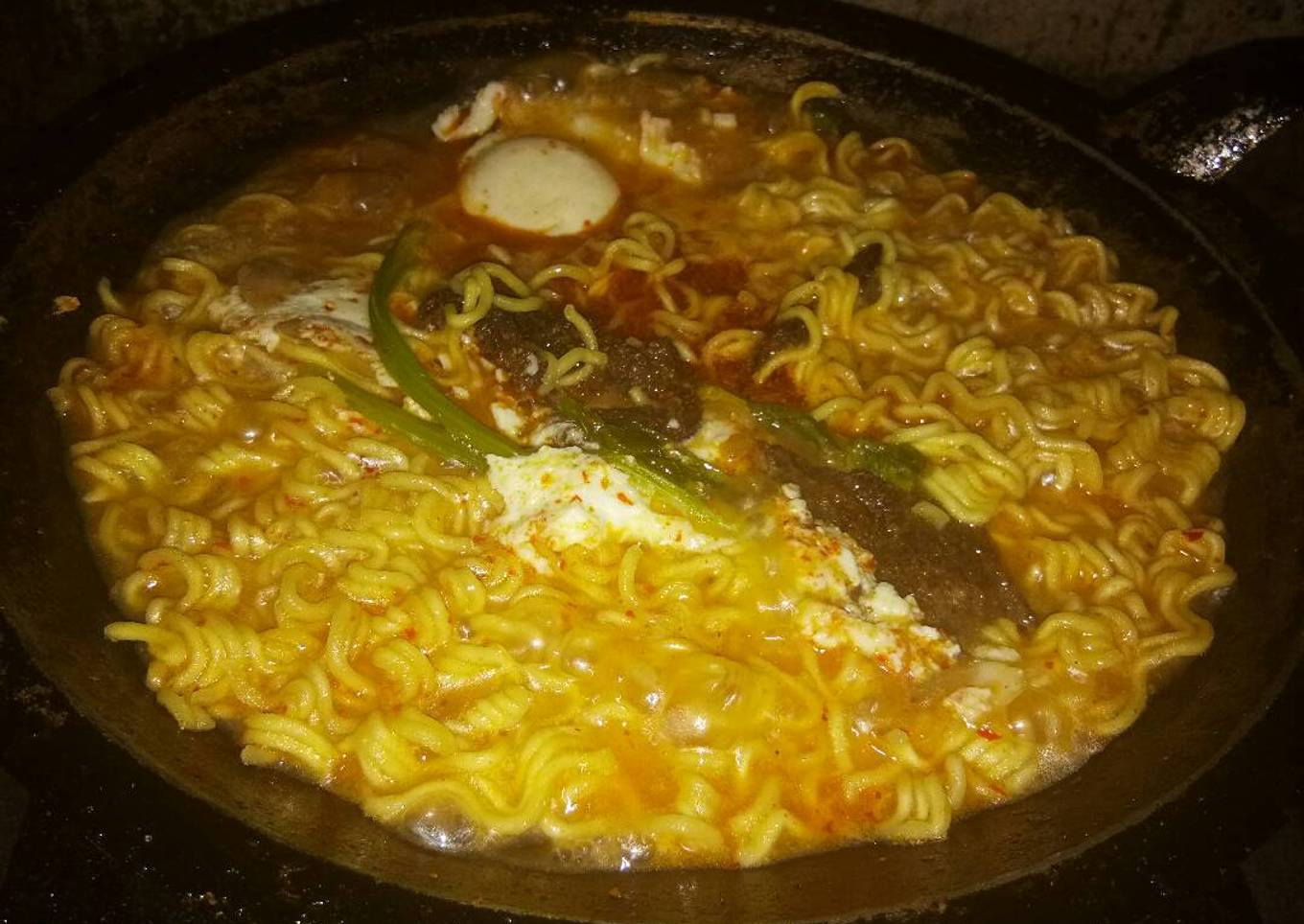 Mie rebus istimewa