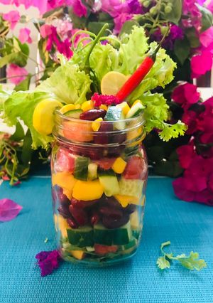 A picture of Healthy beans and corn 🌽 salad 🥗.