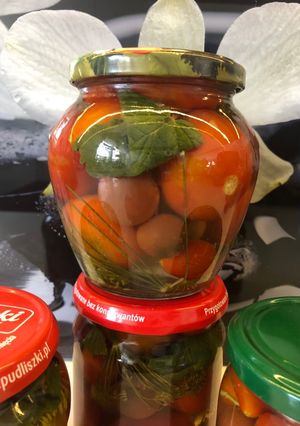 Zdjęcie przepisu Kiszone pomidorki🍅🍅🍅.
