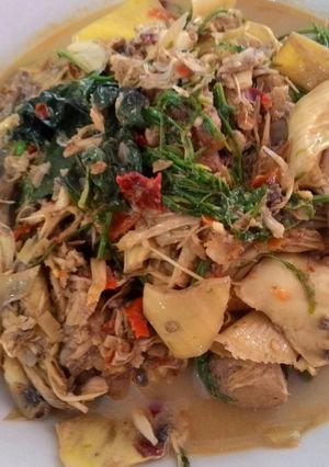 รูปของ แกงอ่อมหัวปลีไก่