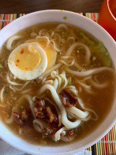 Una foto de Ramen con Udon