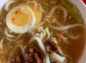 Una foto de Ramen con Udon