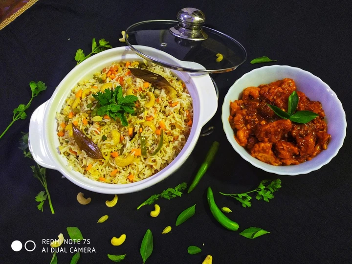 Simple Way Make Recipe Fried Rice with Gobi Manchurian that is So Delicious, Can Spoil the Tongue}