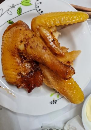 Hình của món Gà chiên mật ong.