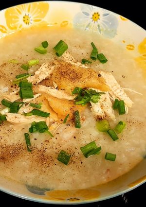 Hình của món Cháo gà khoai môn.