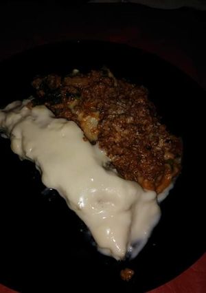 Una foto de Canelones de verdura con salsa bolognesa y. 4 quesos