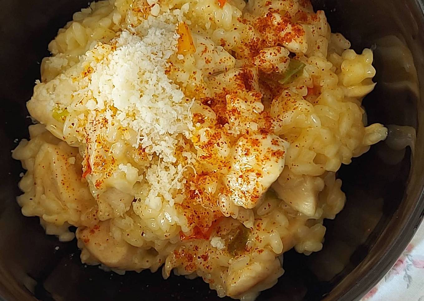 Risotto de pollo y parmesano