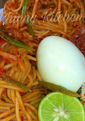A picture of Spaghetti jellof.