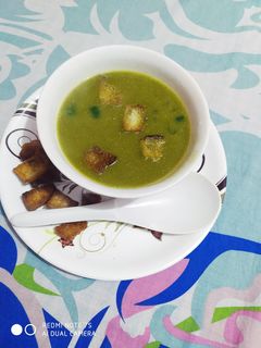 पालक सूप (palak soup recipe in Hindi) रेसिपी मुख्य फोटो