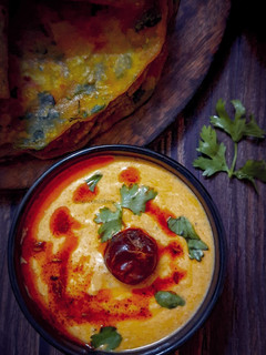 દહીં તિખારી (Dahi Tikhari Recipe In Gujarati) રેસીપી મુખ્ય ફોટો