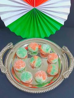 રવા ના લાડુ (Rava Ladoo Recipe In Gujarati) રેસીપી મુખ્ય ફોટો