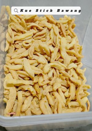 Foto resep Kue Bawang/ Stick Bawang Renyah Takaran Sendok