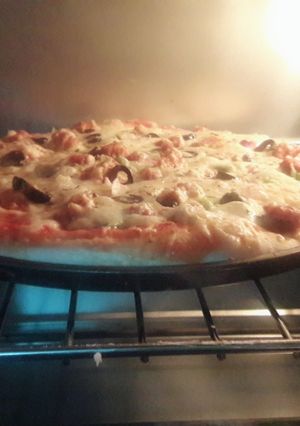 A picture of Chicken pizza.