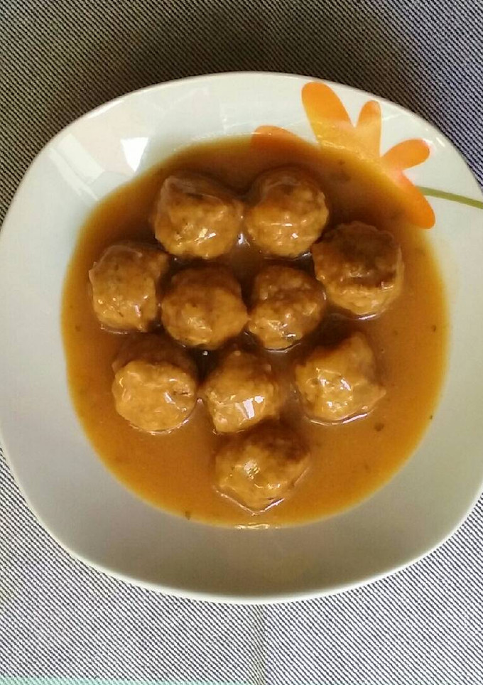 Una foto de Albóndigas de pollo con champiñón en salsa de hongos