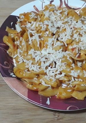 A picture of Cheesy Macroni In pressure cooker.