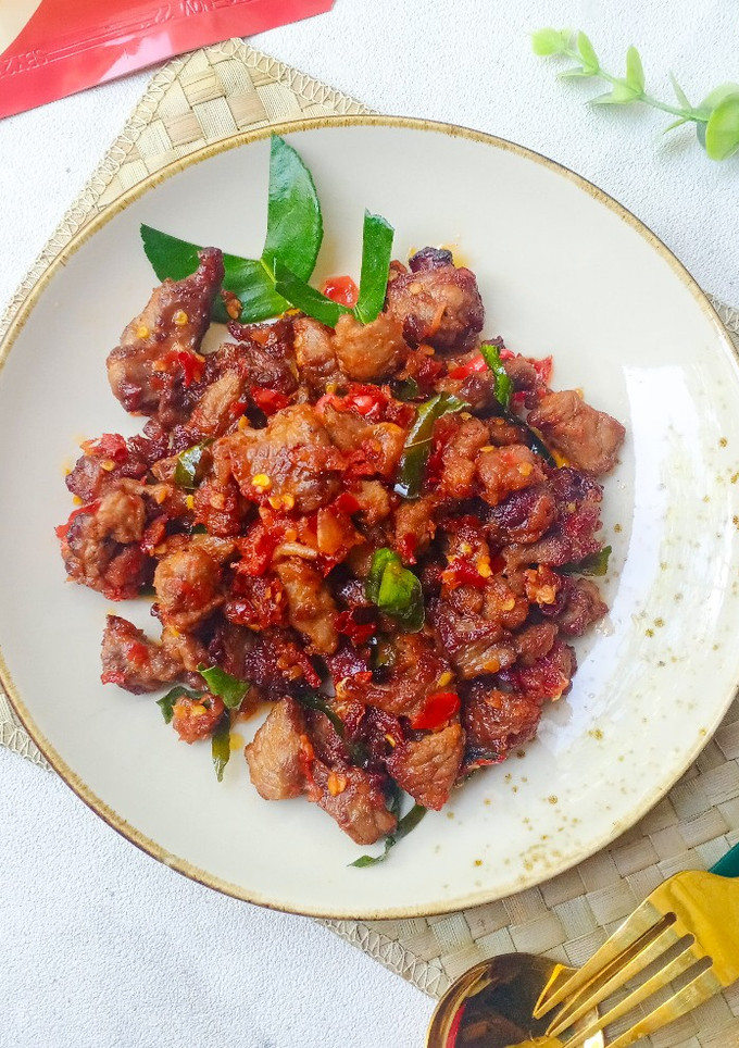 Foto resep Tumis daging kambing pedas daun jeruk